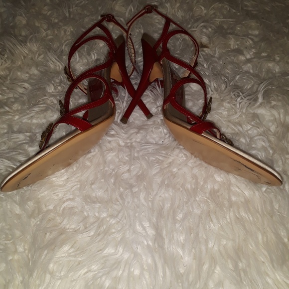 Heels - Picture 2 of 4